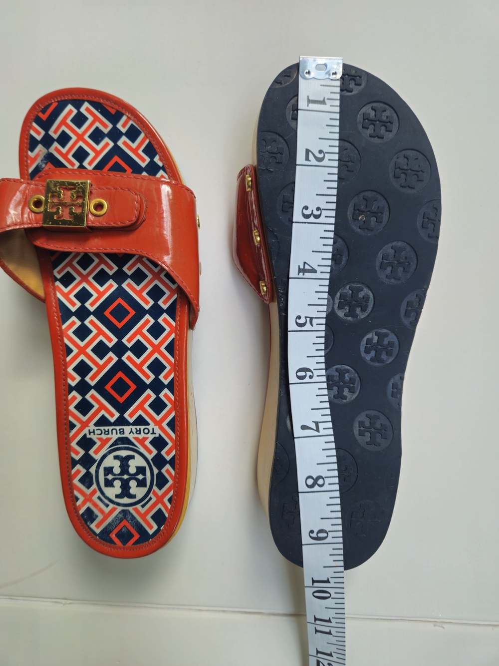 Tory Burch Vintage Orange Patent Leather Wooden Platform Clogs Slide Sandals 6.5 - Picture 8 of 16